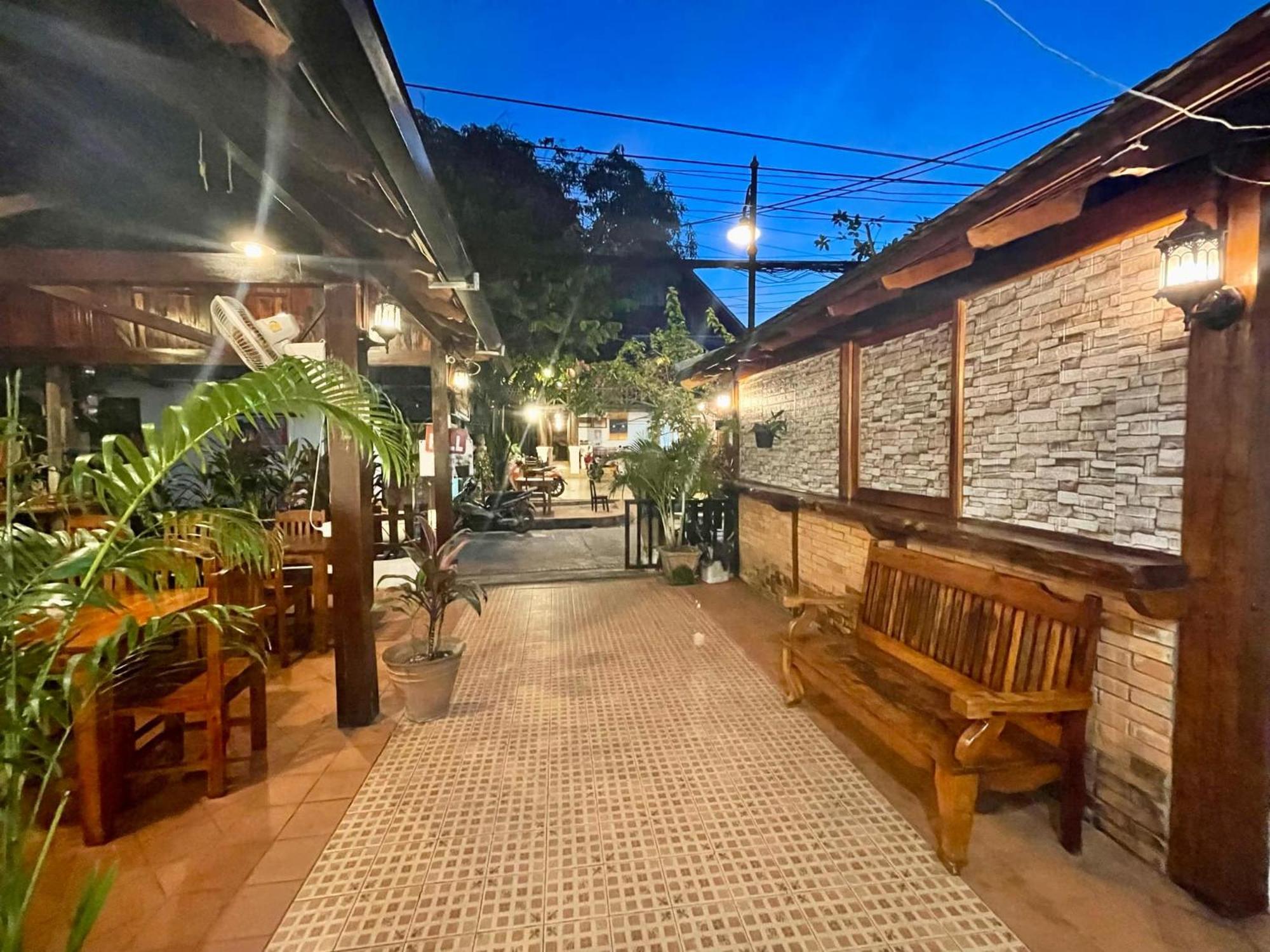 Luang Prabang Xayana Hotel Екстер'єр фото